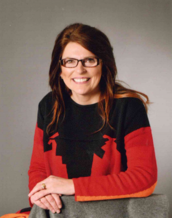 Mrs Tracy Courtney